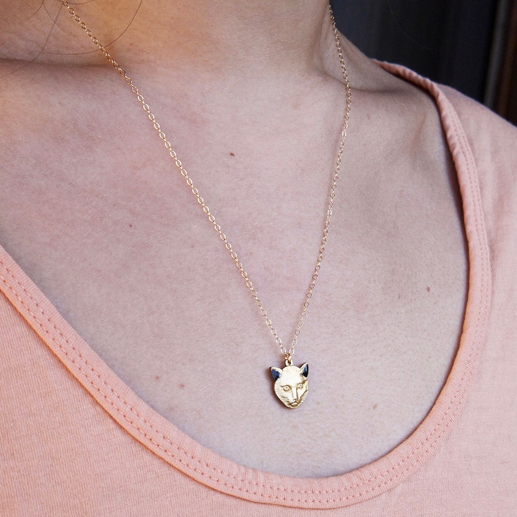 Cat on sale face necklace