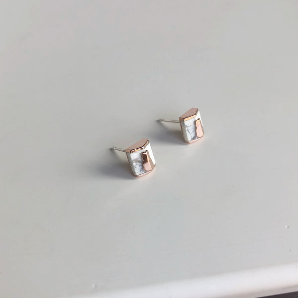 Bear in Square Marble Studs